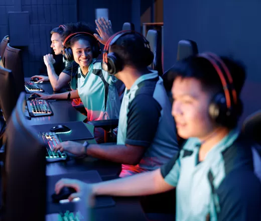 kids playing video games